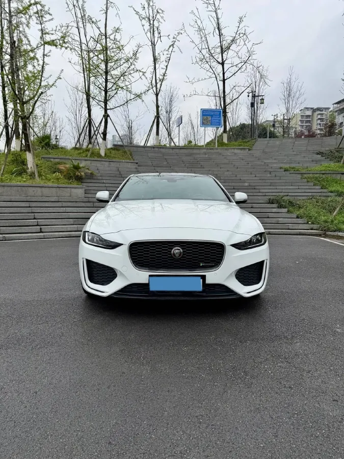 2021 Jaguar XEL 2.0T 200HP L4 8AT,autocango,china used car exporter,china ev exporter,chinese used car exporter,chinese used ev exporter