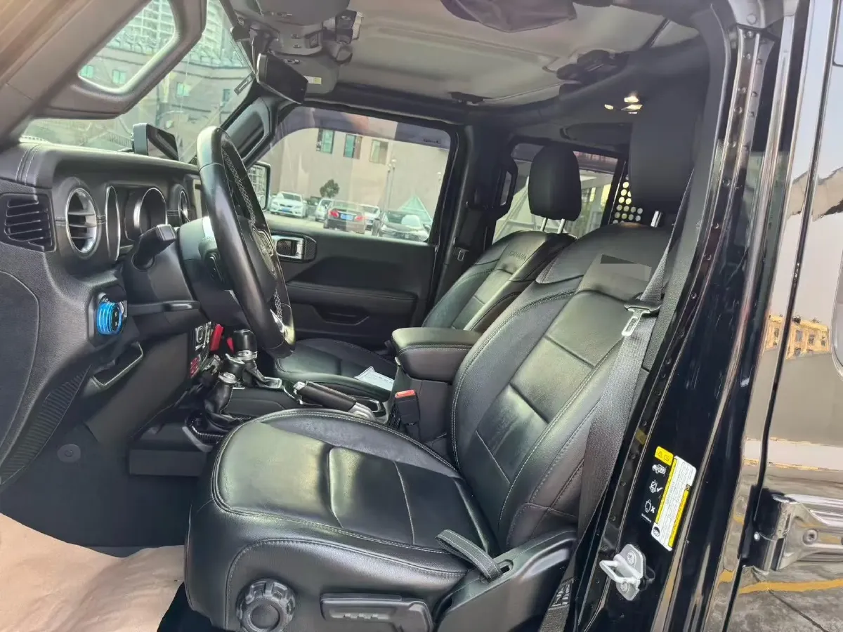 2019 Jeep Wrangler 2.0T 266HP L4 8AT,autocango,china used car exporter,china ev exporter,chinese used car exporter,chinese used ev exporter