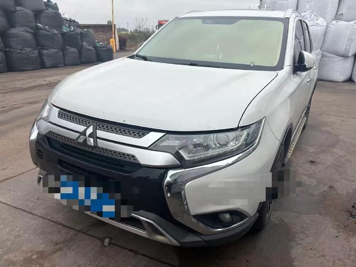 2019 Mitsubishi Outlander 2.0L 166HP L4 CVT,autocango,china used car exporter,china ev exporter,chinese used car exporter,chinese used ev exporter