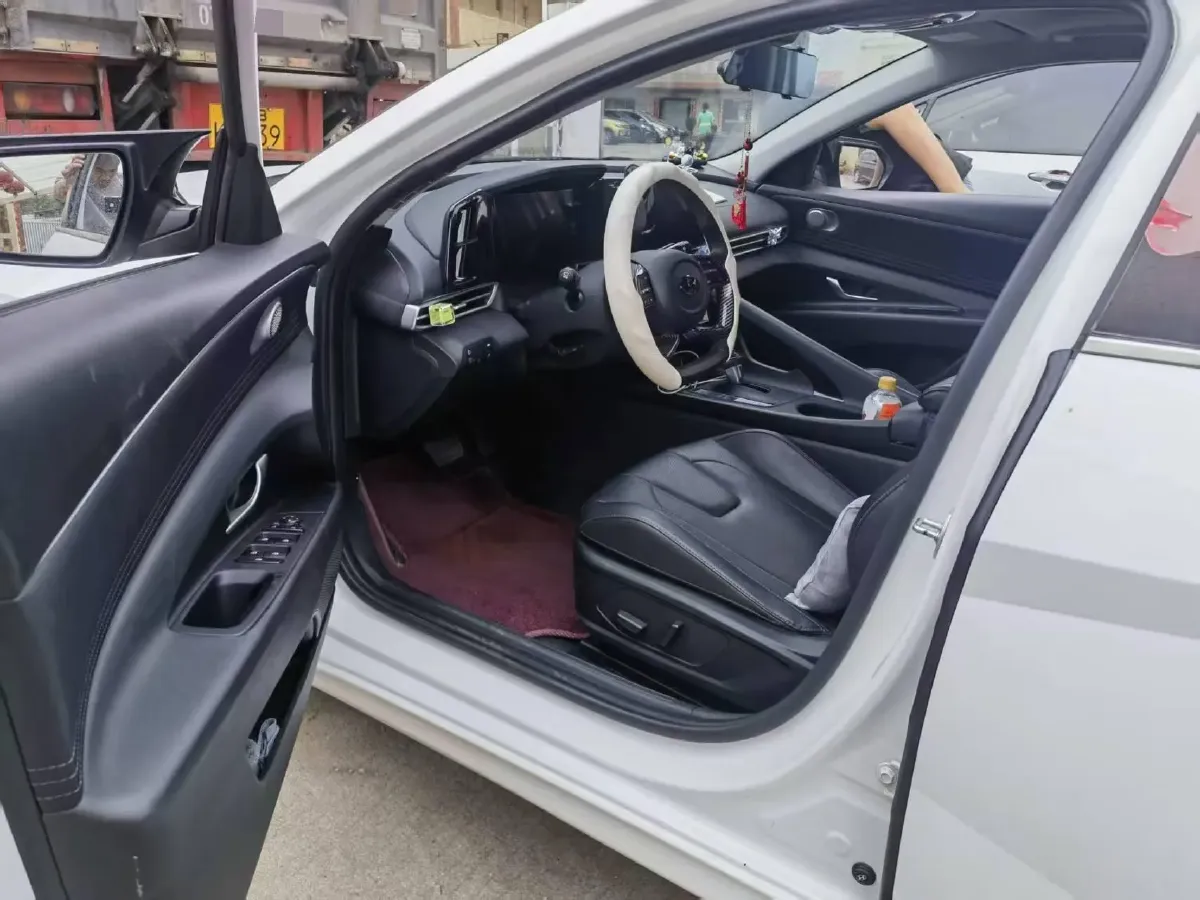 2021 Hyundai Elantra 1.5L 115HP L4 CVT,autocango,china used car exporter,china ev exporter,chinese used car exporter,chinese used ev exporter