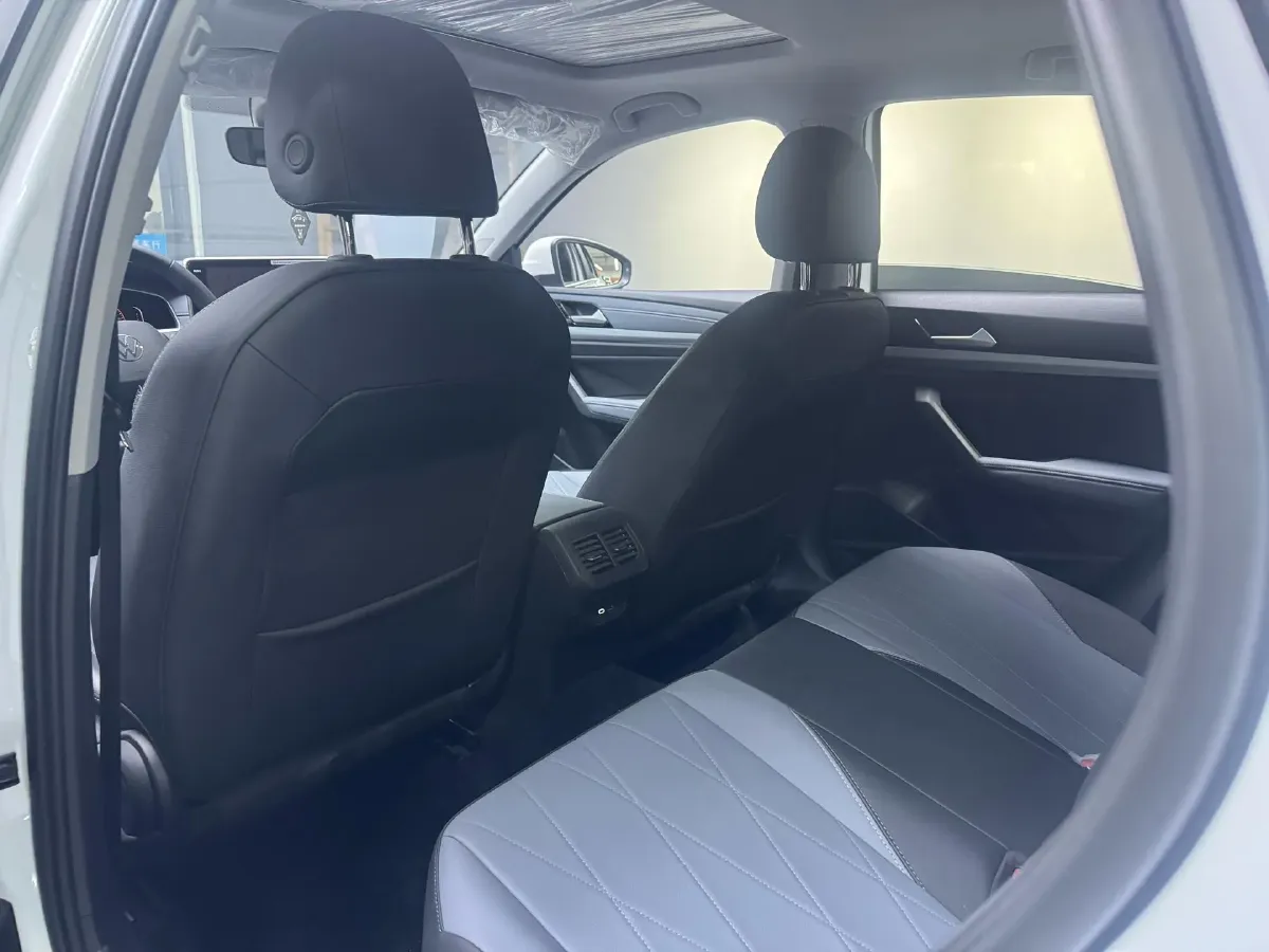 2024 Volkswagen Lavida 1.5L 110HP L4 6AT,autocango,china used car exporter,china ev exporter,chinese used car exporter,chinese used ev exporter