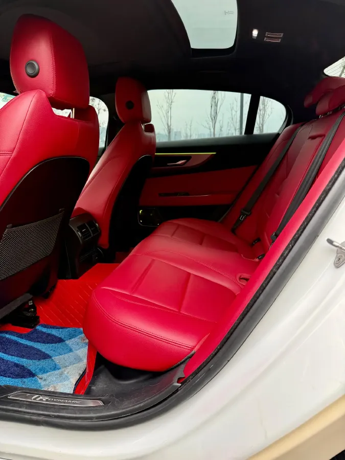 2022 Jaguar XEL 2.0T 250HP L4 8AT,autocango,china used car exporter,china ev exporter,chinese used car exporter,chinese used ev exporter