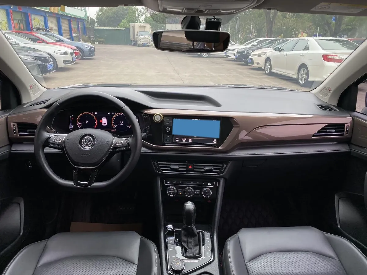 2019 Jeep Compass 1.3T 173HP L4 9AT,autocango,china used car exporter,china ev exporter,chinese used car exporter,chinese used ev exporter