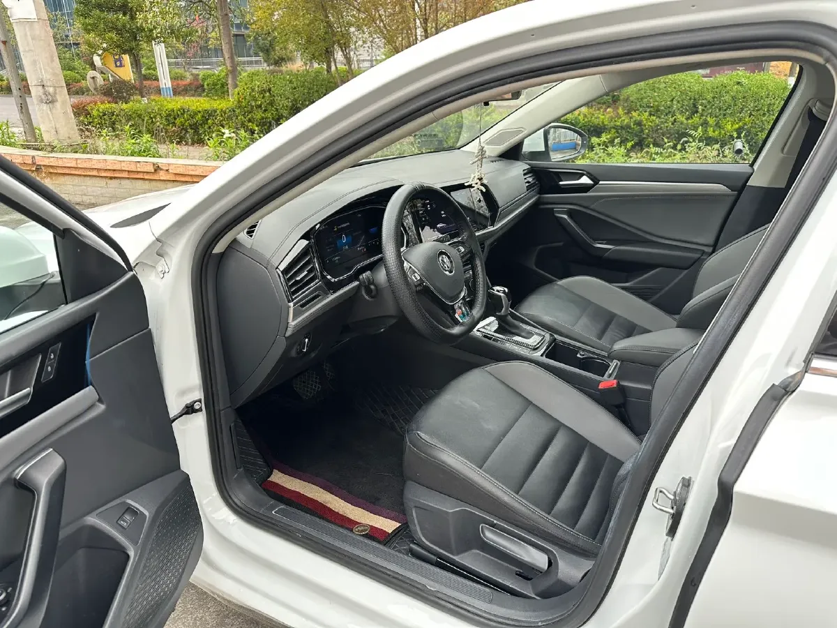 2021 Volkswagen Sagitar 1.2T 116HP L4 7DCT,autocango,china used car exporter,china ev exporter,chinese used car exporter,chinese used ev exporter