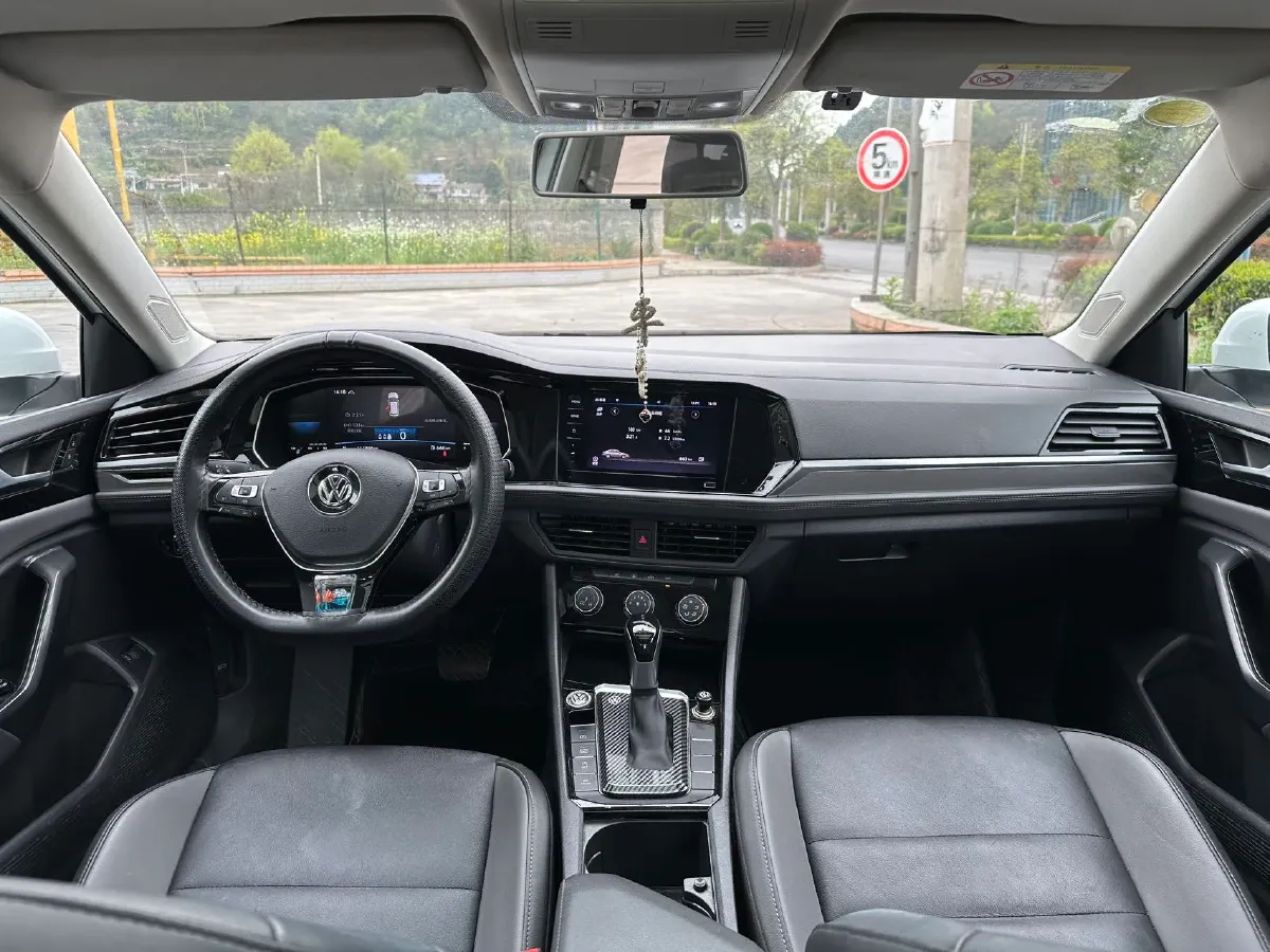 2021 Volkswagen Sagitar 1.2T 116HP L4 7DCT,autocango,china used car exporter,china ev exporter,chinese used car exporter,chinese used ev exporter
