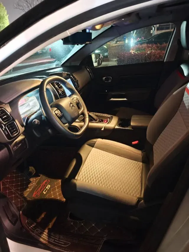 2019 Citroen C5 Aircross 1.6T 167HP L4 6AT,autocango,china used car exporter,china ev exporter,chinese used car exporter,chinese used ev exporter