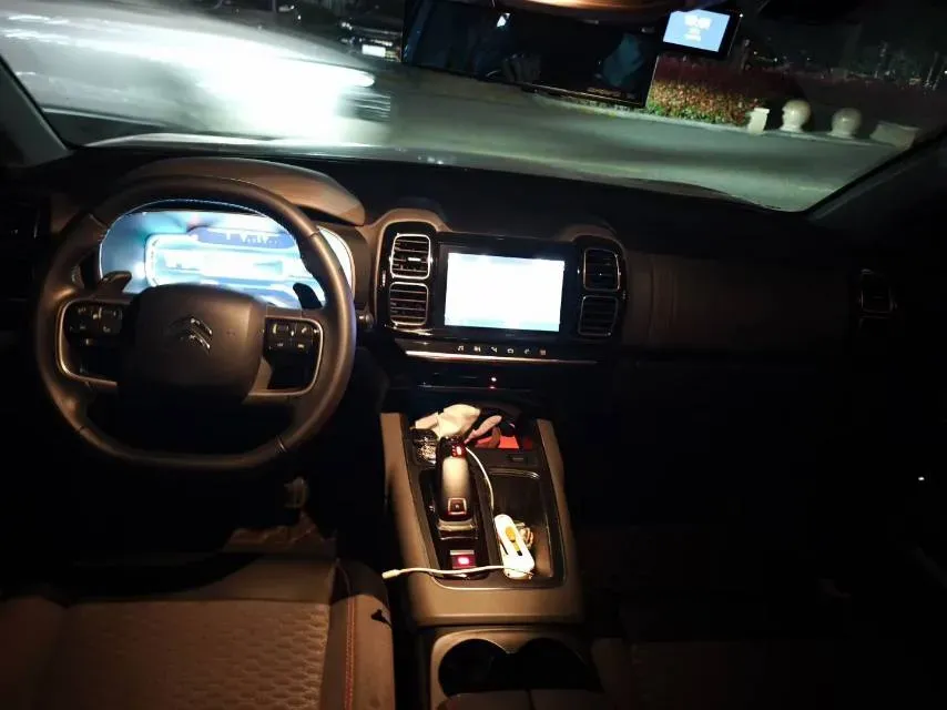 2019 Citroen C5 Aircross 1.6T 167HP L4 6AT,autocango,china used car exporter,china ev exporter,chinese used car exporter,chinese used ev exporter