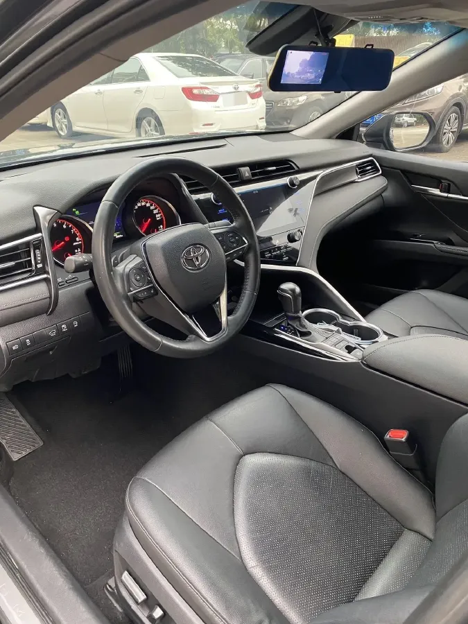 2019 Toyota Camry 2.0L 178HP L4 CVT,autocango,china used car exporter,china ev exporter,chinese used car exporter,chinese used ev exporter