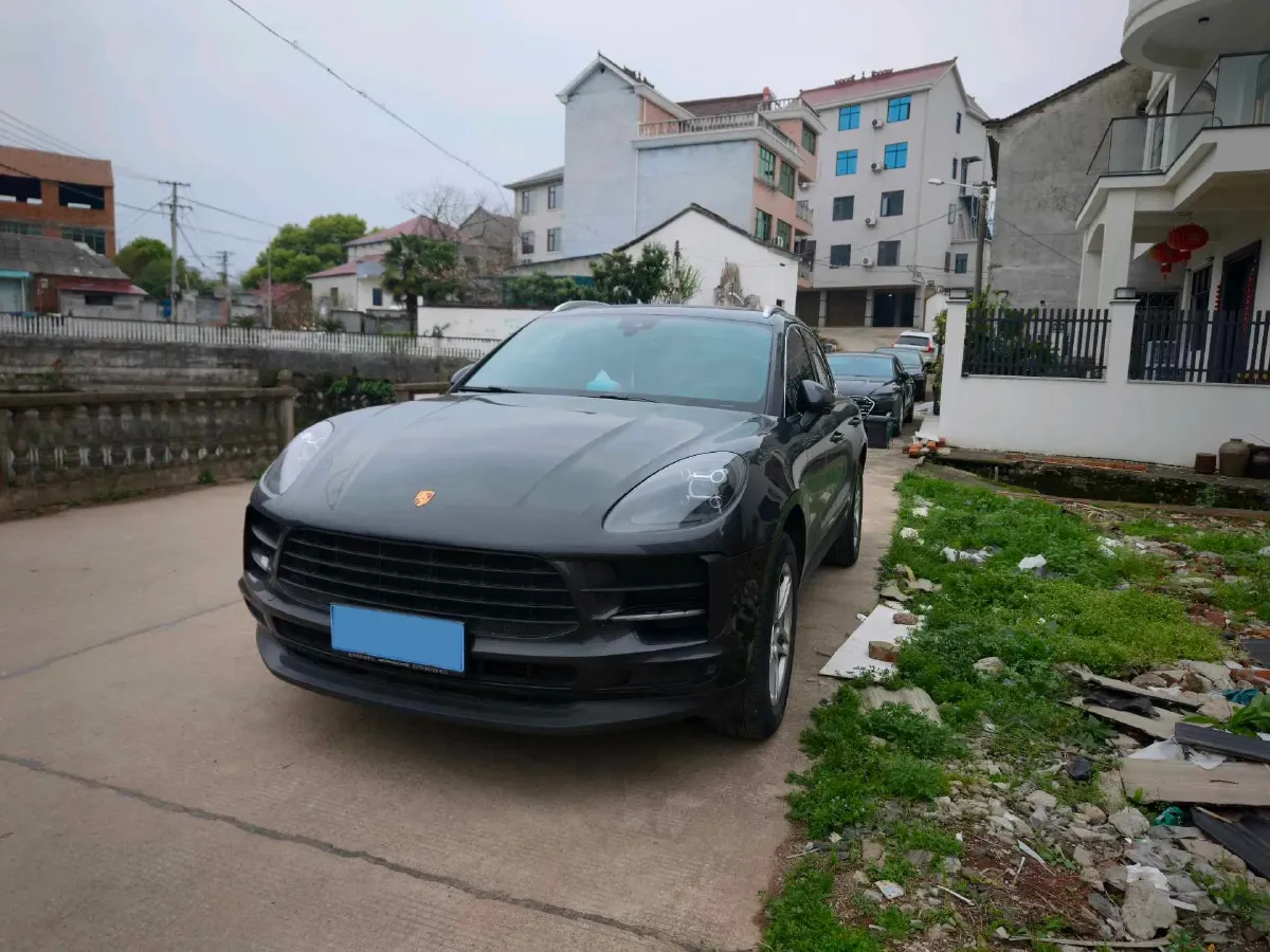 2020 Porsche Macan 2.0T 252HP L4 7DCT,autocango,china used car exporter,china ev exporter,chinese used car exporter,chinese used ev exporter