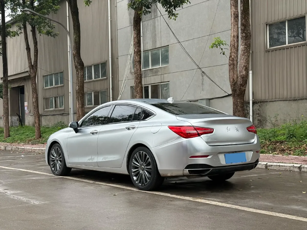 2022 HongQi H5 1.8T 197HP L4 6AT,autocango,china used car exporter,china ev exporter,chinese used car exporter,chinese used ev exporter