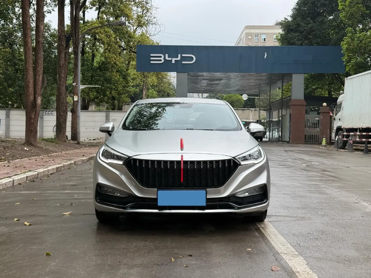 2022 HongQi H5 1.8T 197HP L4 6AT,autocango,china used car exporter,china ev exporter,chinese used car exporter,chinese used ev exporter