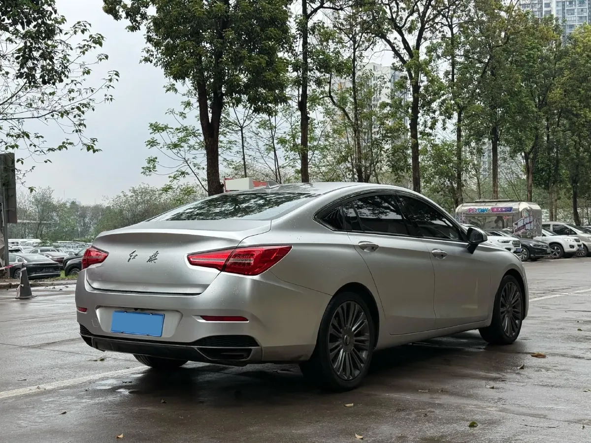 2022 HongQi H5 1.8T 197HP L4 6AT,autocango,china used car exporter,china ev exporter,chinese used car exporter,chinese used ev exporter