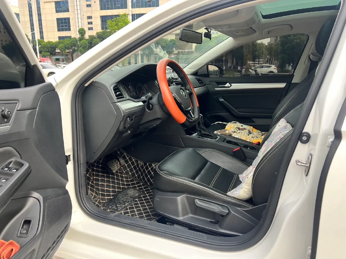 2021 DongFeng Forthing S50EV BEV 57.2KWH,autocango,china used car exporter,china ev exporter,chinese used car exporter,chinese used ev exporter