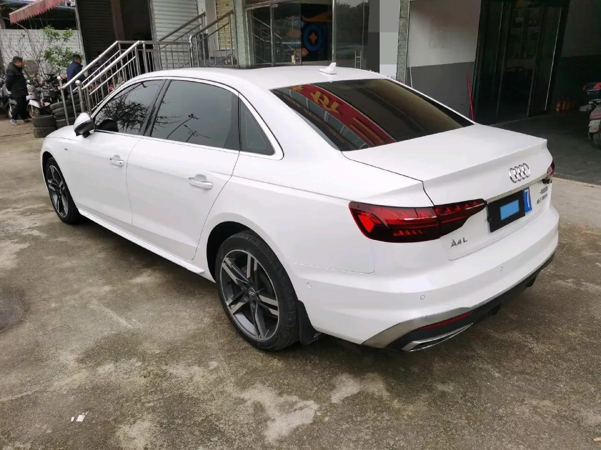 2020 Audi A4L 2.0T 190HP L4 7DCT,autocango,china used car exporter,china ev exporter,chinese used car exporter,chinese used ev exporter