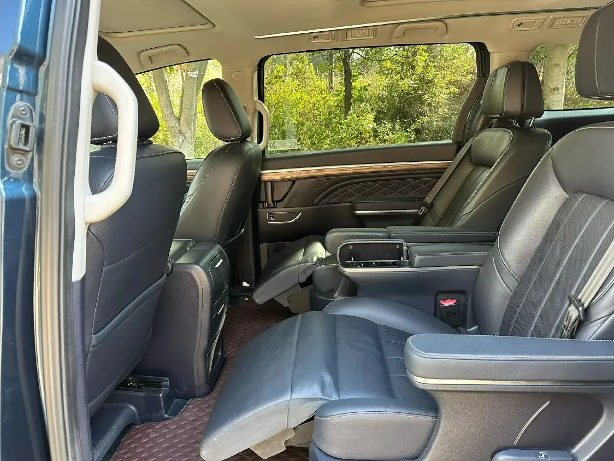 2020 GAC Trumpchi M8 2.0T 252HP L4 8AT,autocango,china used car exporter,china ev exporter,chinese used car exporter,chinese used ev exporter