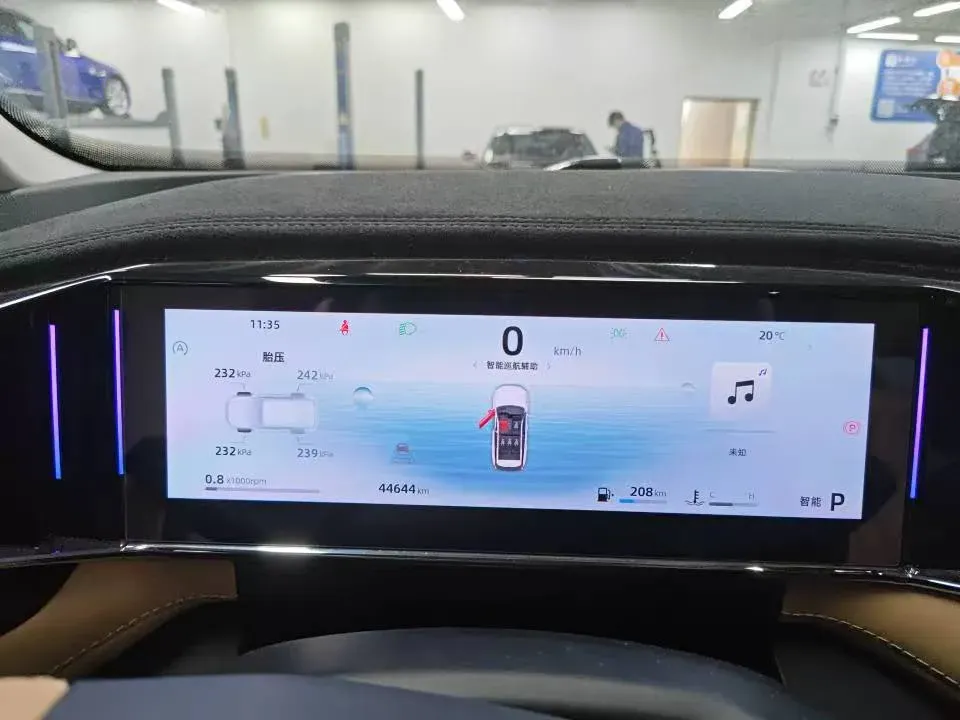 2023 Geely StarRay 1.5T 181HP L4 7DCT,autocango,china used car exporter,china ev exporter,chinese used car exporter,chinese used ev exporter