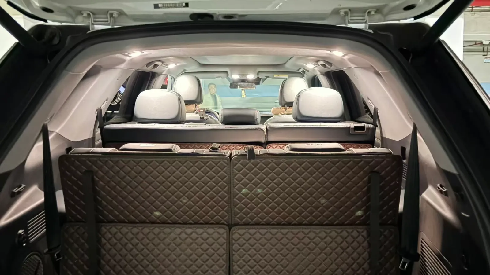 2023 ChangAn CS95 2.0T 233HP L4 8AT,autocango,china used car exporter,china ev exporter,chinese used car exporter,chinese used ev exporter