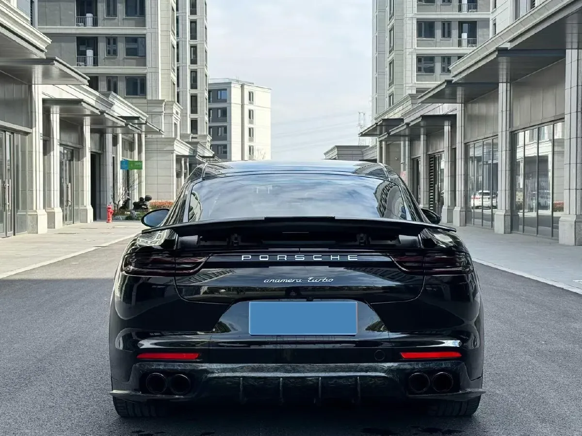 2017 BMW X6 3.0T 306HP L6 8AT,autocango,china used car exporter,china ev exporter,chinese used car exporter,chinese used ev exporter