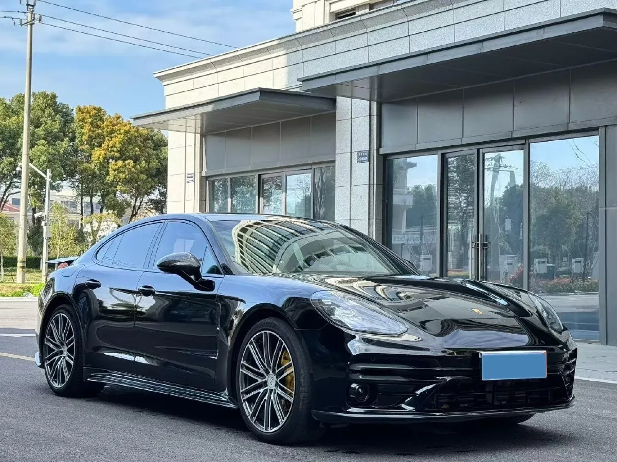 2017 BMW X6 3.0T 306HP L6 8AT,autocango,china used car exporter,china ev exporter,chinese used car exporter,chinese used ev exporter