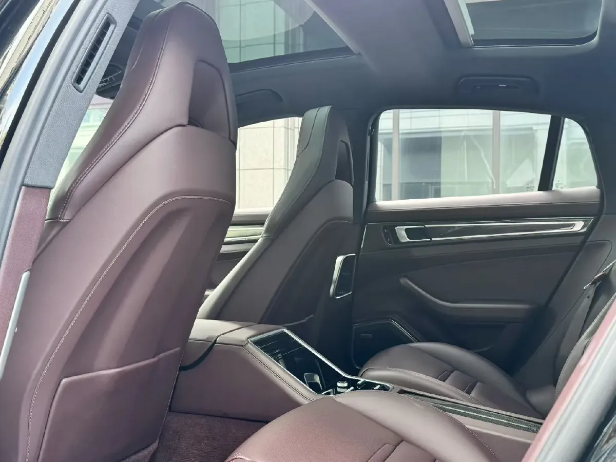 2017 BMW X6 3.0T 306HP L6 8AT,autocango,china used car exporter,china ev exporter,chinese used car exporter,chinese used ev exporter