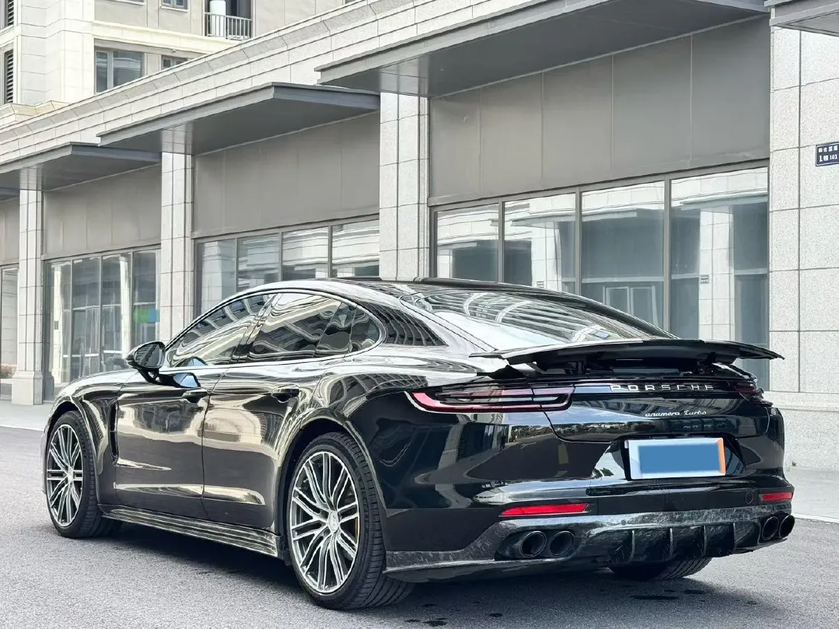 2017 BMW X6 3.0T 306HP L6 8AT,autocango,china used car exporter,china ev exporter,chinese used car exporter,chinese used ev exporter