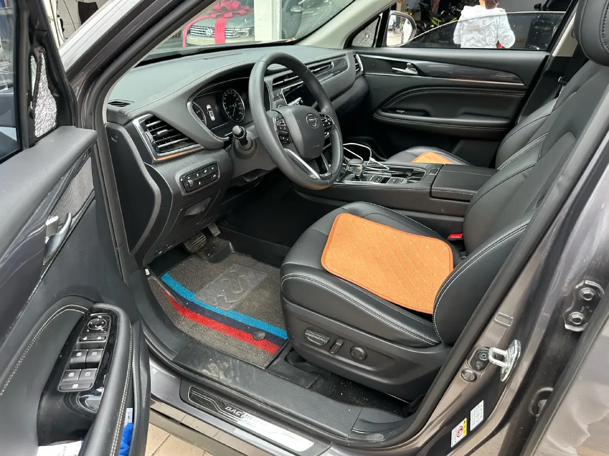 2021 GAC Trumpchi GS5 1.5T 169HP L4 6AT,autocango,china used car exporter,china ev exporter,chinese used car exporter,chinese used ev exporter