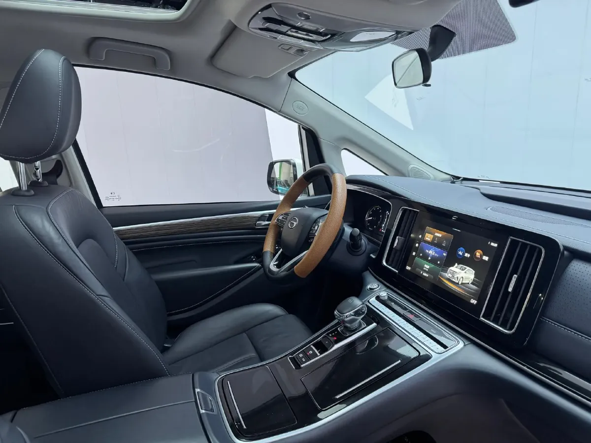 2023 GAC Trumpchi M8 2.0T 252HP L4 8AT,autocango,china used car exporter,china ev exporter,chinese used car exporter,chinese used ev exporter