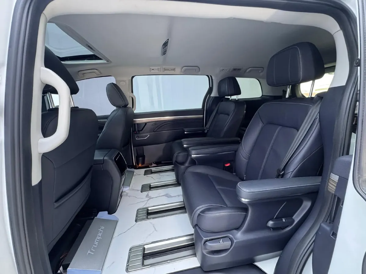 2023 GAC Trumpchi M8 2.0T 252HP L4 8AT,autocango,china used car exporter,china ev exporter,chinese used car exporter,chinese used ev exporter