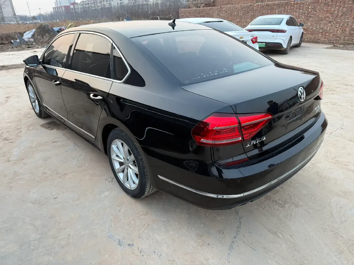 2017 Volkswagen Passat 1.8T 180HP L4 7DCT,autocango,china used car exporter,china ev exporter,chinese used car exporter,chinese used ev exporter