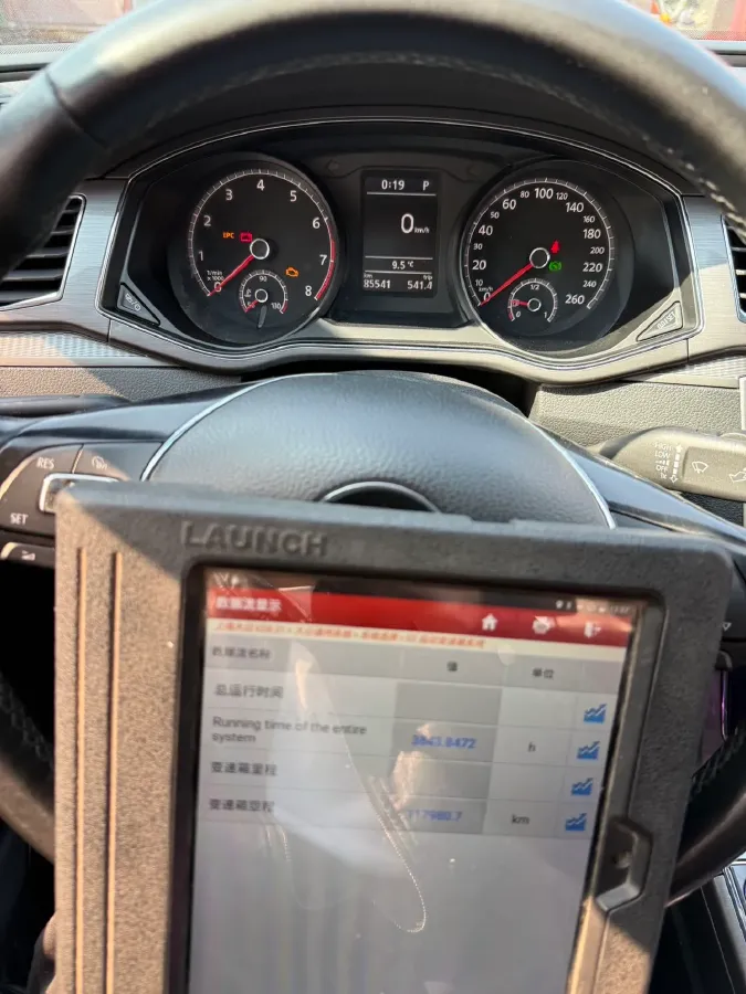 2017 Volkswagen Passat 1.8T 180HP L4 7DCT,autocango,china used car exporter,china ev exporter,chinese used car exporter,chinese used ev exporter