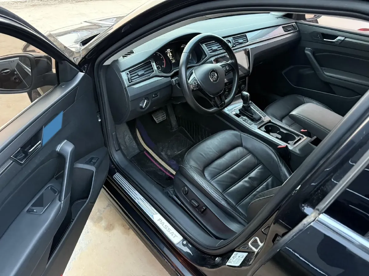2017 Volkswagen Passat 1.8T 180HP L4 7DCT,autocango,china used car exporter,china ev exporter,chinese used car exporter,chinese used ev exporter