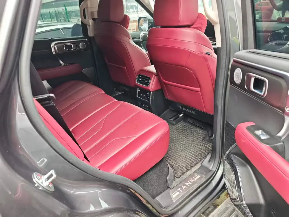 2023 Tank 400 2.0T 252HP L4 9AT PHEV 37.1KWH,autocango,china used car exporter,china ev exporter,chinese used car exporter,chinese used ev exporter