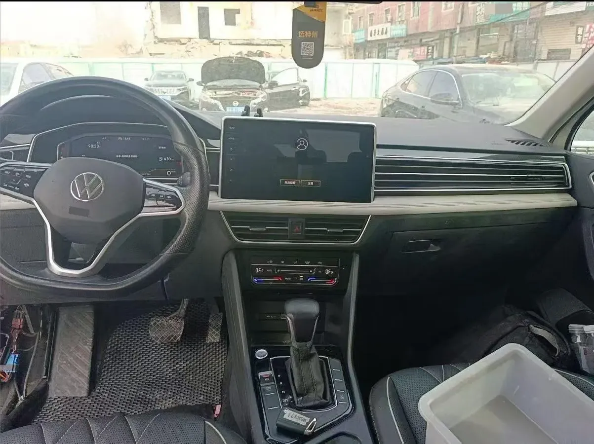 2023 Volkswagen Tiguan L 1.5T 160HP L4 7DCT,autocango,china used car exporter,china ev exporter,chinese used car exporter,chinese used ev exporter