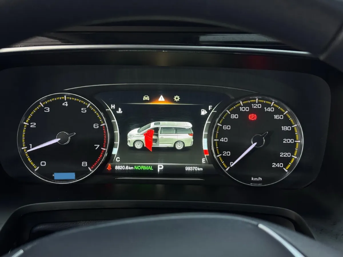 2021 GAC Trumpchi M8 2.0T 252HP L4 8AT,autocango,china used car exporter,china ev exporter,chinese used car exporter,chinese used ev exporter