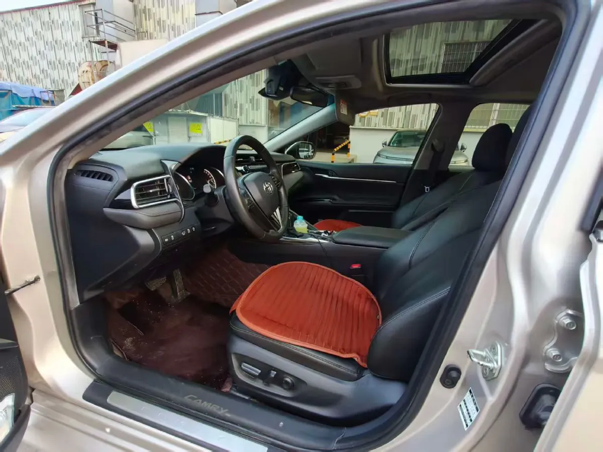 2021 Toyota Camry 2.0L 178HP L4 CVT,autocango,china used car exporter,china ev exporter,chinese used car exporter,chinese used ev exporter