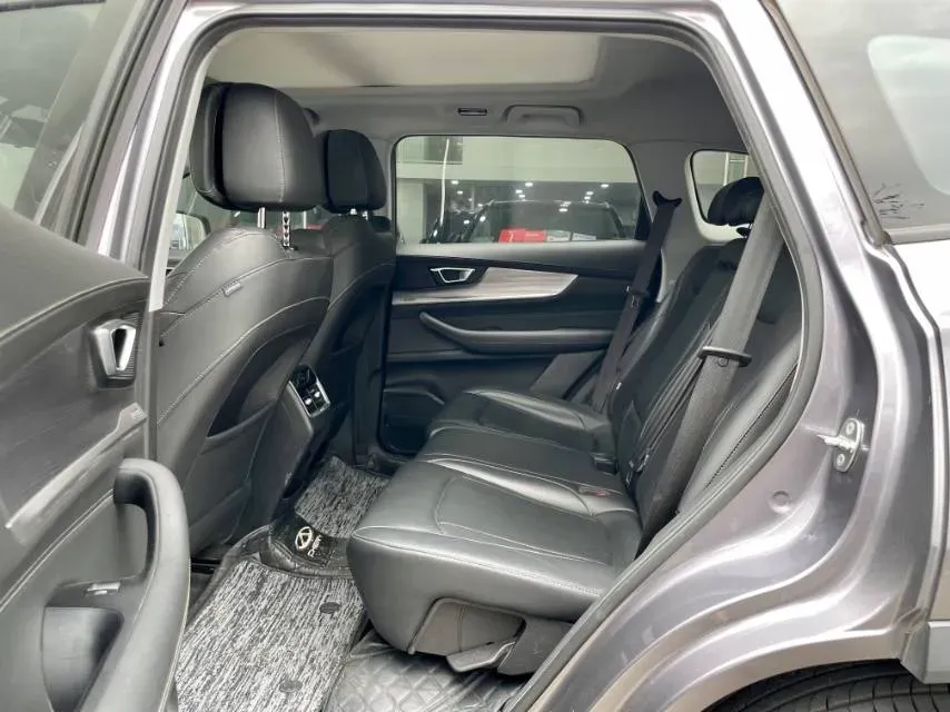 2021 Chery Tiggo 8 1.6T 197HP L4 7DCT,autocango,china used car exporter,china ev exporter,chinese used car exporter,chinese used ev exporter