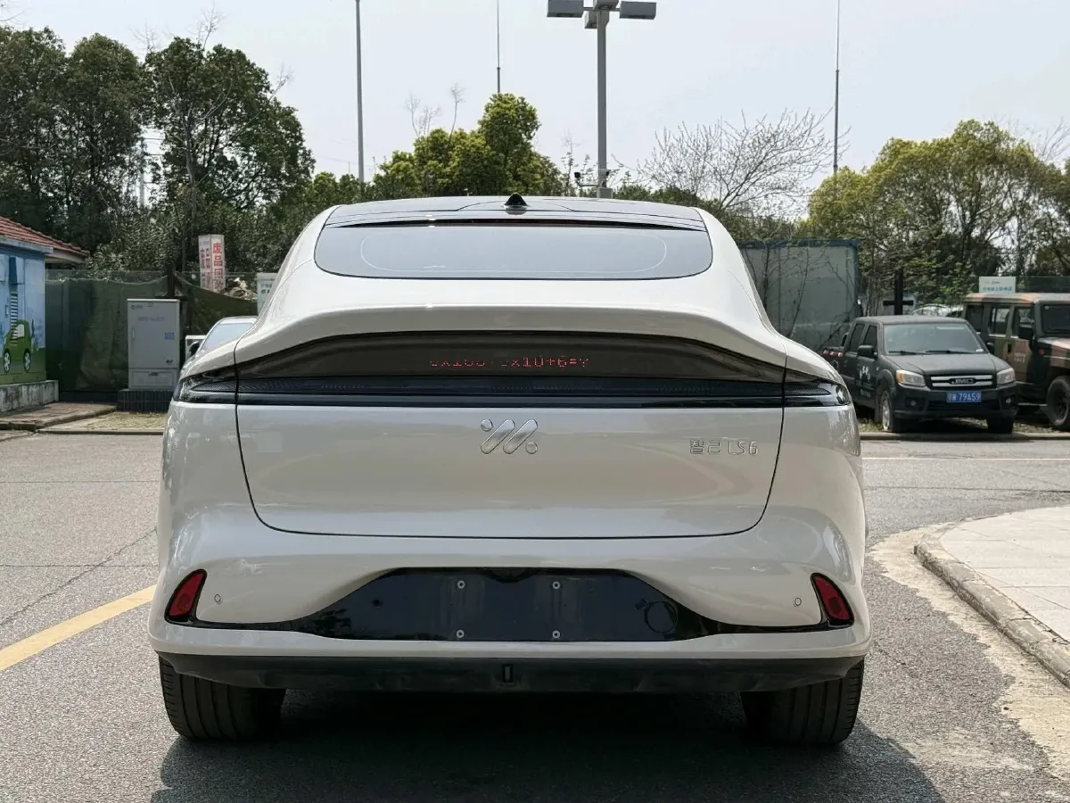 2025 IM LS6 BEV 83KWH,autocango,china used car exporter,china ev exporter,chinese used car exporter,chinese used ev exporter