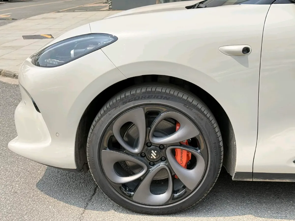 2025 IM LS6 BEV 83KWH,autocango,china used car exporter,china ev exporter,chinese used car exporter,chinese used ev exporter