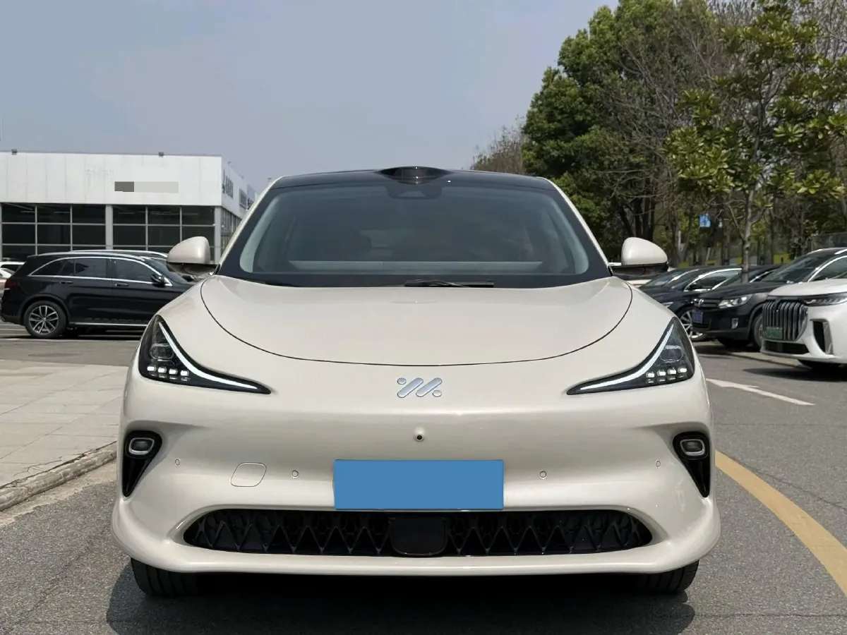 2025 IM LS6 BEV 83KWH,autocango,china used car exporter,china ev exporter,chinese used car exporter,chinese used ev exporter