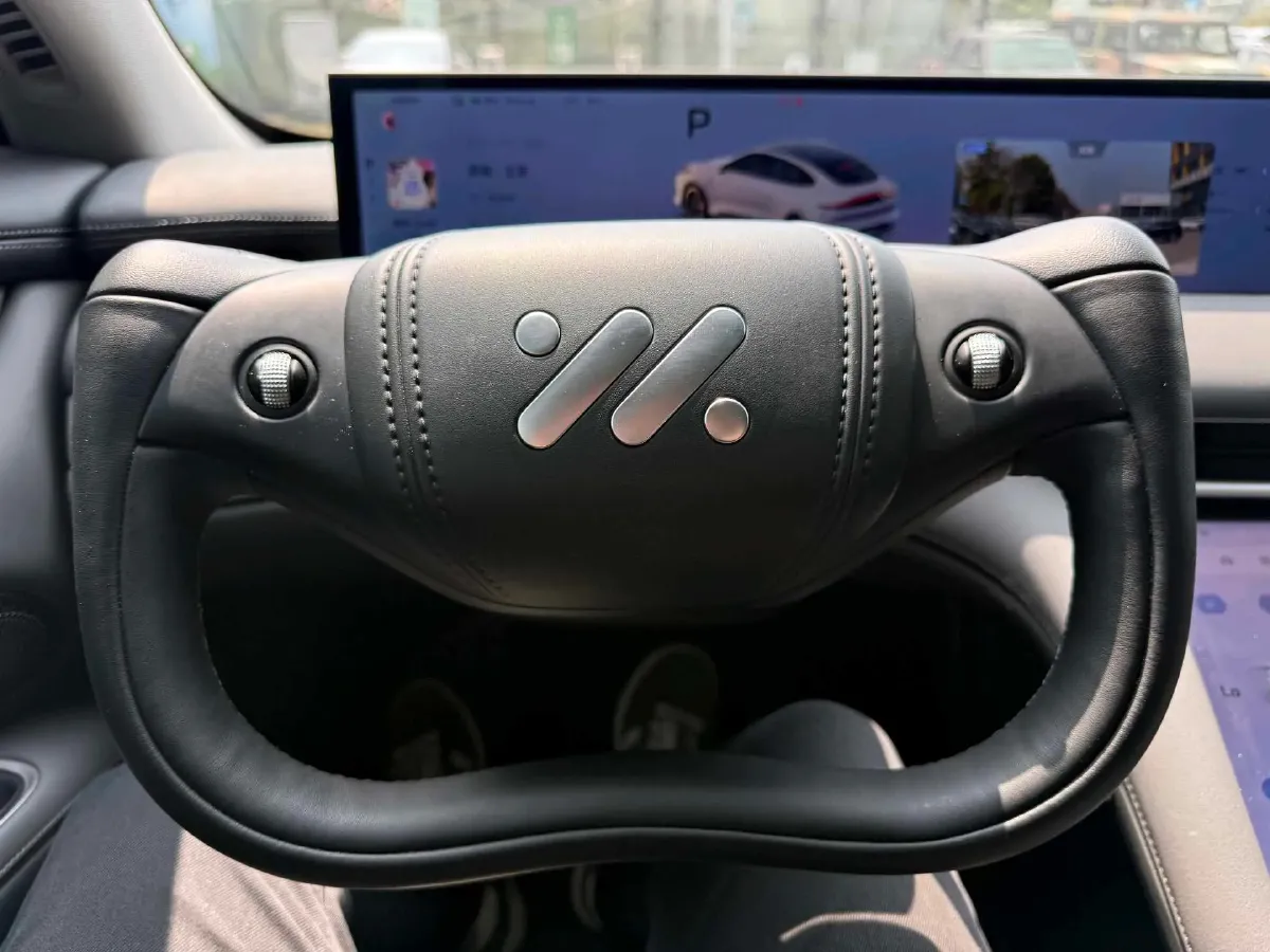 2025 IM LS6 BEV 83KWH,autocango,china used car exporter,china ev exporter,chinese used car exporter,chinese used ev exporter