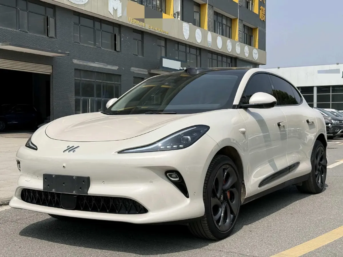2025 IM LS6 BEV 83KWH,autocango,china used car exporter,china ev exporter,chinese used car exporter,chinese used ev exporter