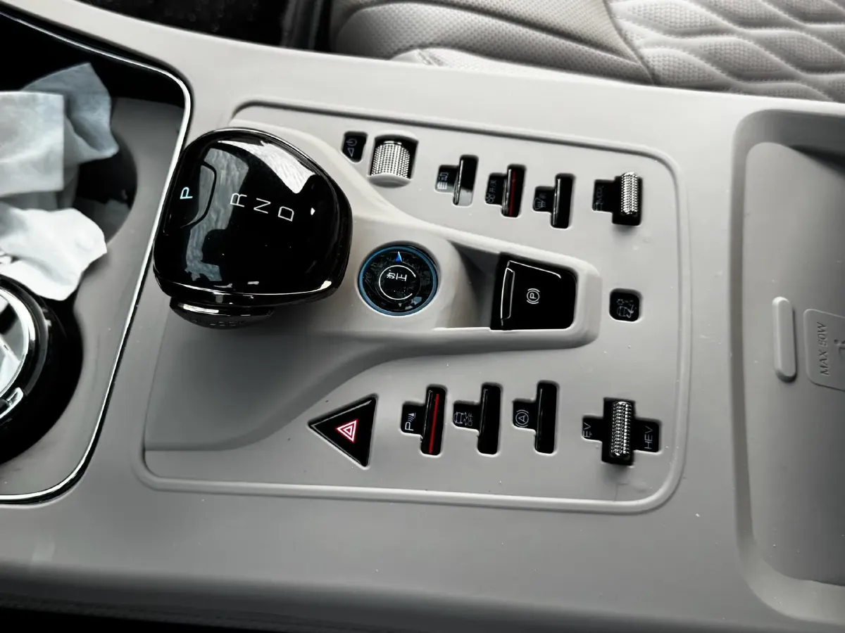 2025 BYD Han 1.5T 156HP L4 E-CVT PHEV,autocango,china used car exporter,china ev exporter,chinese used car exporter,chinese used ev exporter