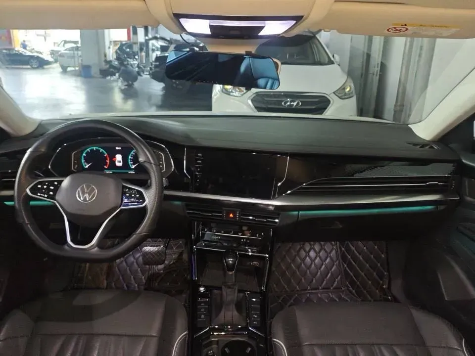 2021 Volkswagen Passat 2.0T 186HP L4 7DCT,autocango,china used car exporter,china ev exporter,chinese used car exporter,chinese used ev exporter