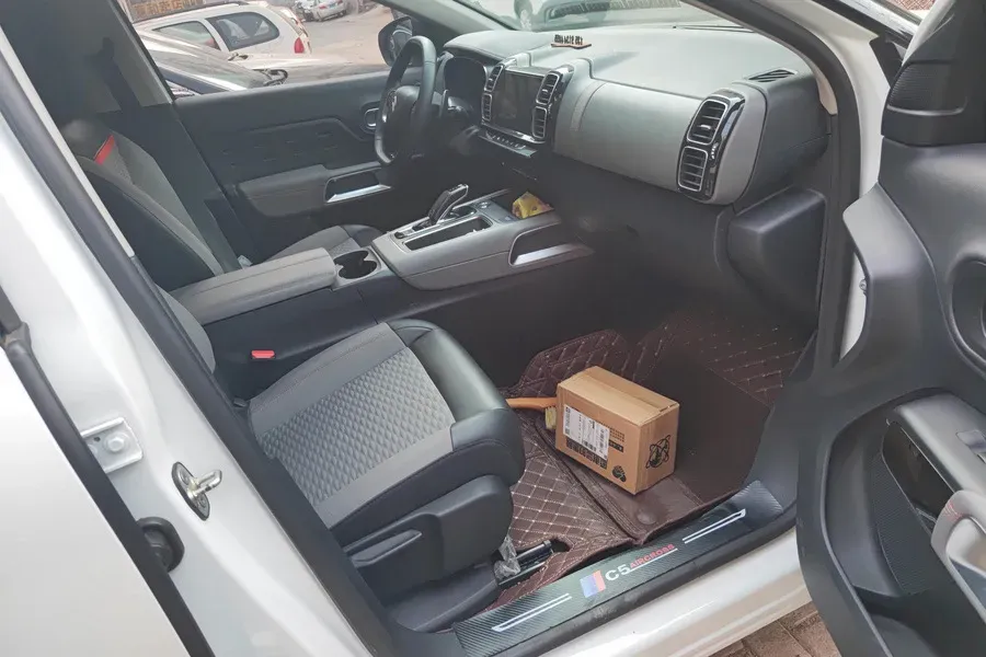 2019 Citroen C5 Aircross 1.6T 167HP L4 6AT,autocango,china used car exporter,china ev exporter,chinese used car exporter,chinese used ev exporter