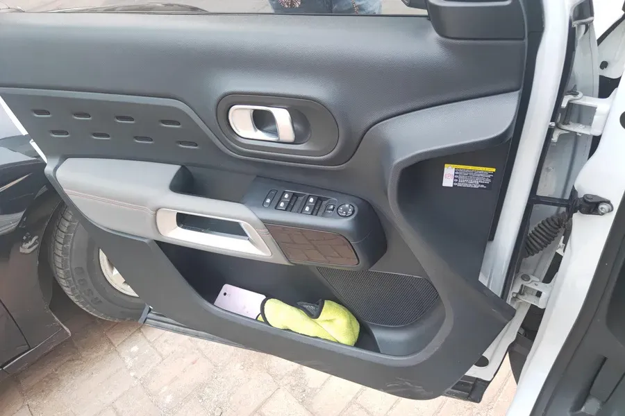 2019 Citroen C5 Aircross 1.6T 167HP L4 6AT,autocango,china used car exporter,china ev exporter,chinese used car exporter,chinese used ev exporter