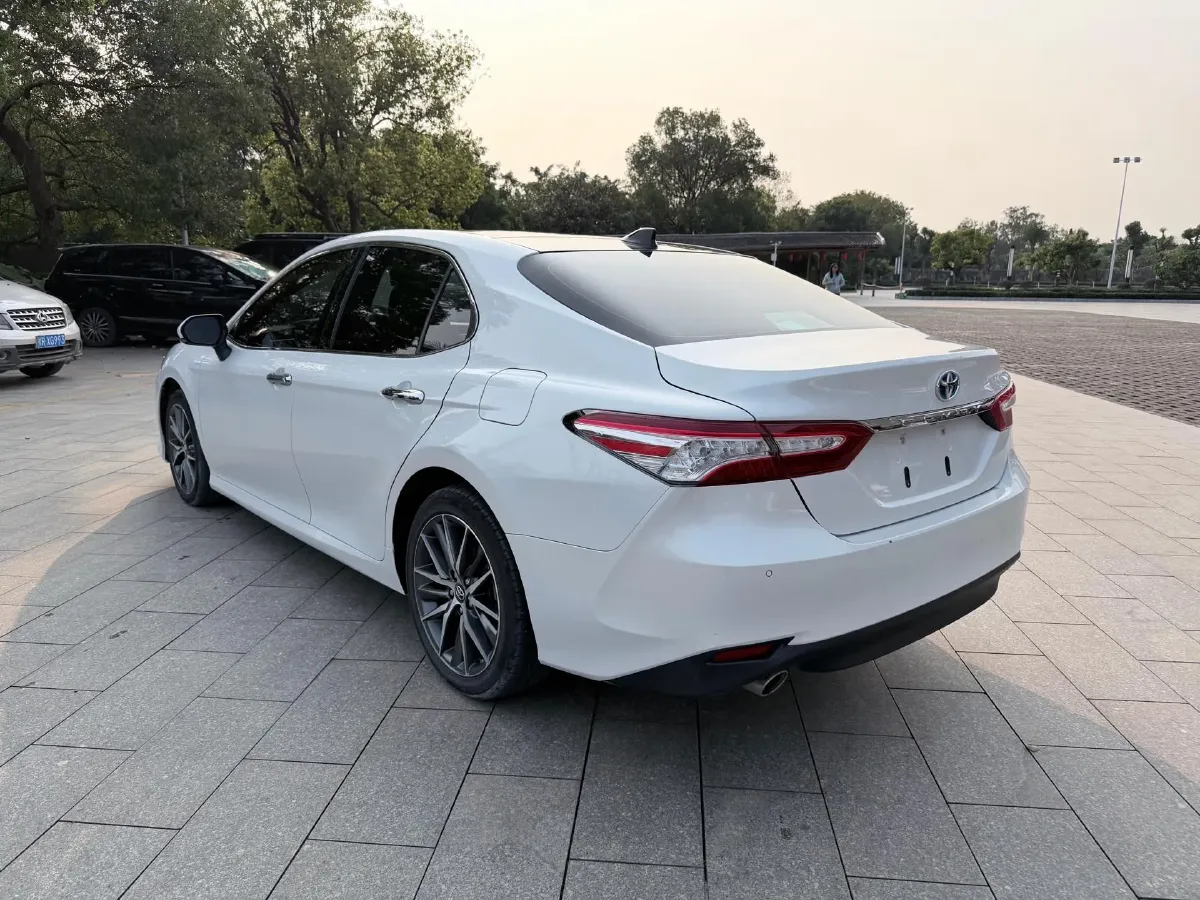 2021 Toyota Camry 2.5L 178HP L4 E-CVT Hybrid,autocango,china used car exporter,china ev exporter,chinese used car exporter,chinese used ev exporter