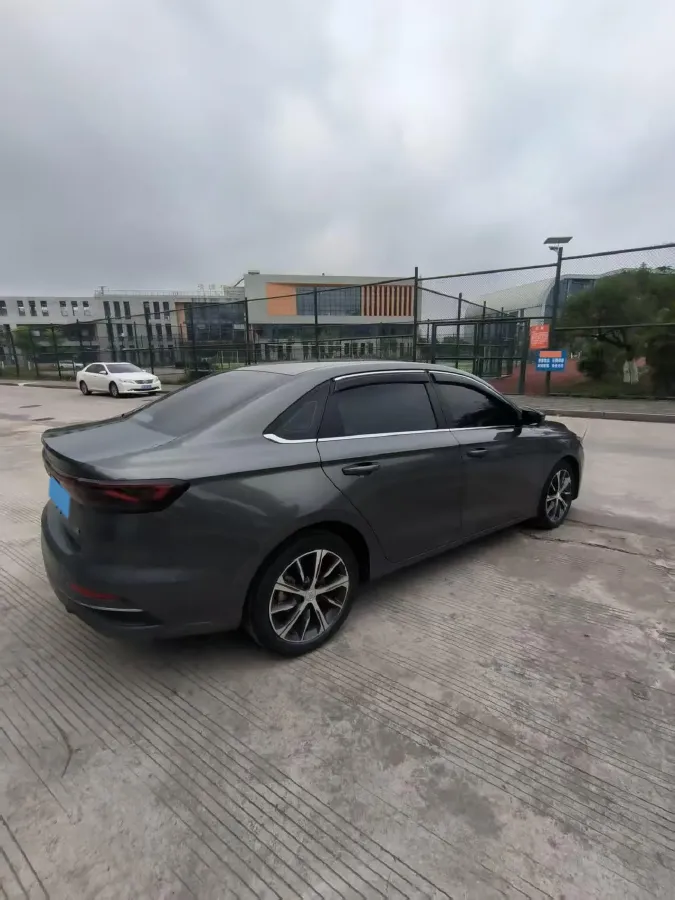 2022 Geely Emgrand 1.5L 114HP L4 CVT,autocango,china used car exporter,china ev exporter,chinese used car exporter,chinese used ev exporter