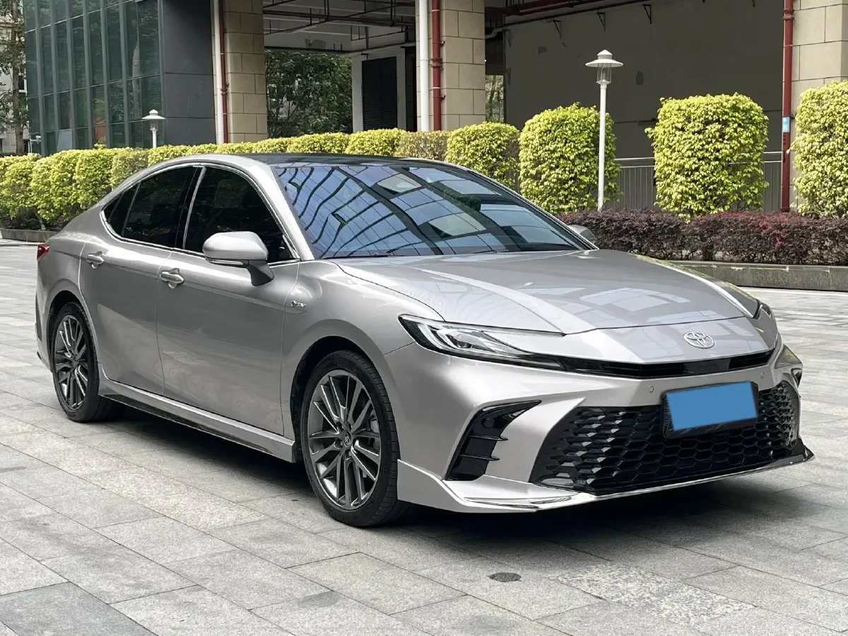 2024 Toyota Camry 2.0L 152HP L4 E-CVT Hybrid,autocango,china used car exporter,china ev exporter,chinese used car exporter,chinese used ev exporter