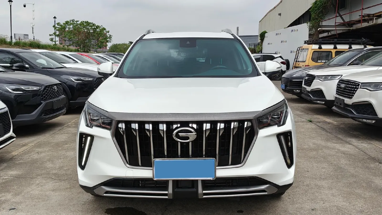 2022 GAC Trumpchi GS4 Plus 1.5T 169HP L4 6AT,autocango,china used car exporter,china ev exporter,chinese used car exporter,chinese used ev exporter