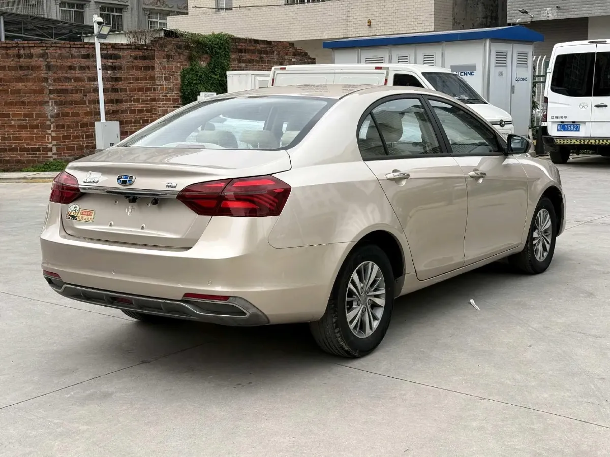 2018 Geely Emgrand 1.5L 109HP L4 5MT,autocango,china used car exporter,china ev exporter,chinese used car exporter,chinese used ev exporter